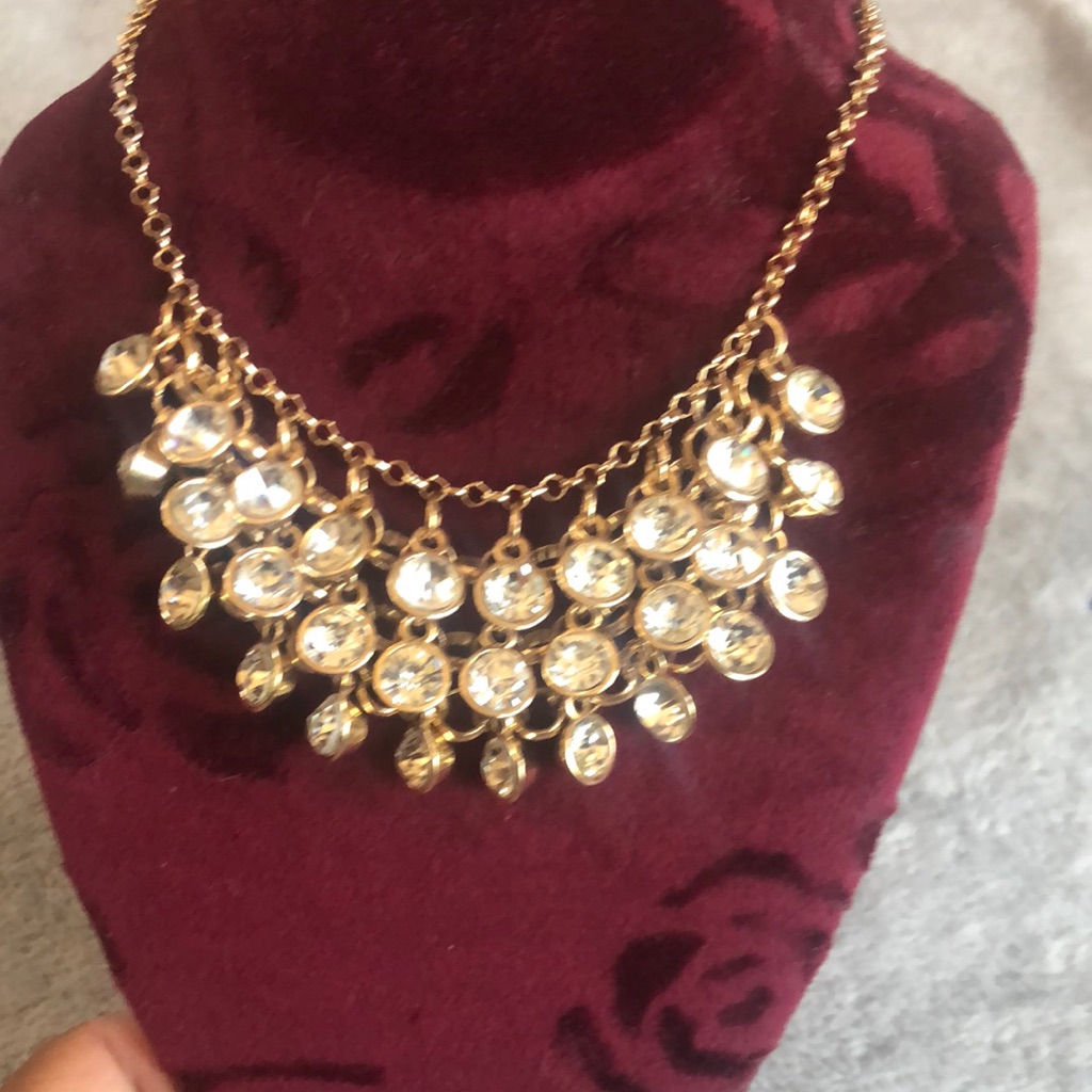 Gold Tone Necklace